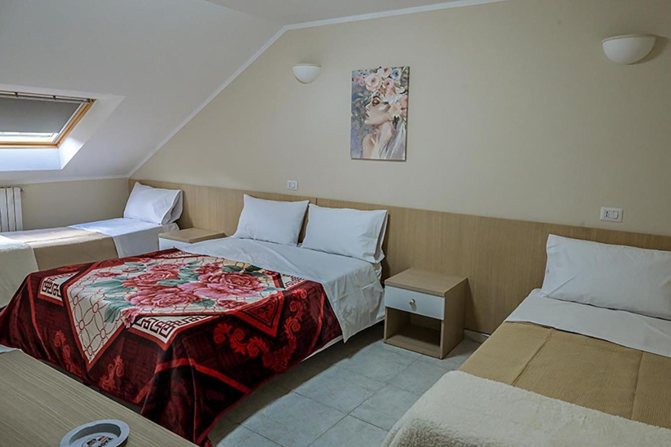 Suisse Hotel Казерта Экстерьер фото